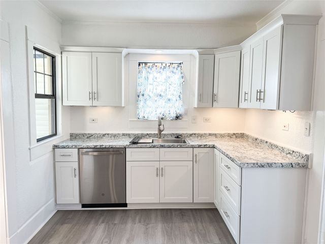 904 W 7th Street, Cisco, TX 76437