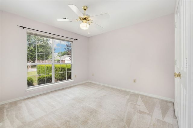 2751 Meandering Way, Fayetteville, AR 72701