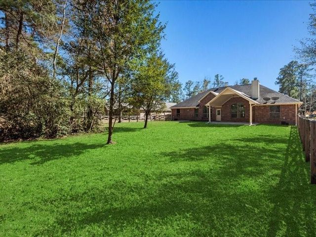 6202 Sugar Bush Drive, Magnolia, TX 77354