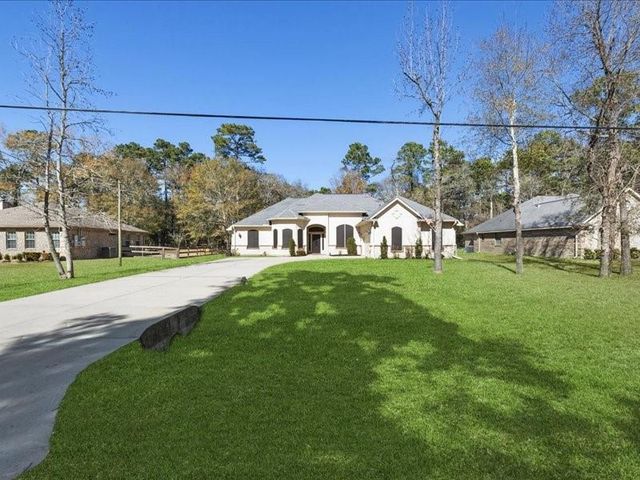 6202 Sugar Bush Drive, Magnolia, TX 77354