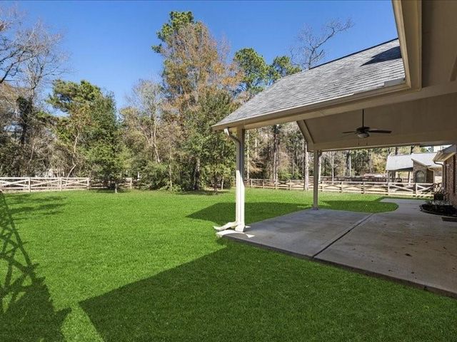 6202 Sugar Bush Drive, Magnolia, TX 77354