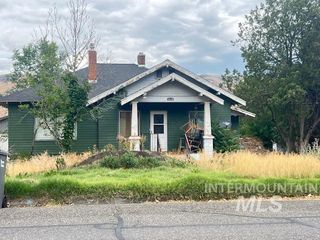 1518 Elm St, Clarkston, WA 99403