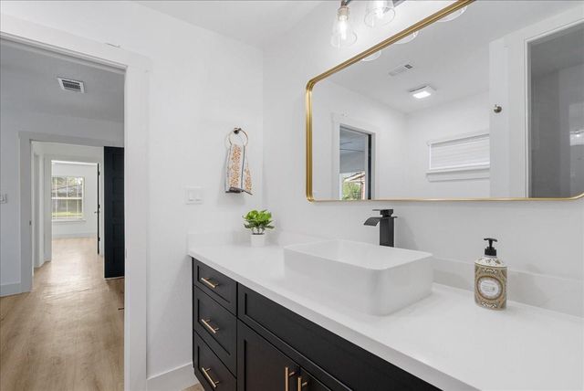 5219 Cosby Street, Houston, TX 77021