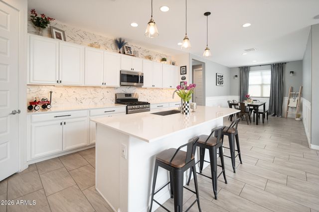 2628 W HUNTINGTON Drive, Phoenix, AZ 85041