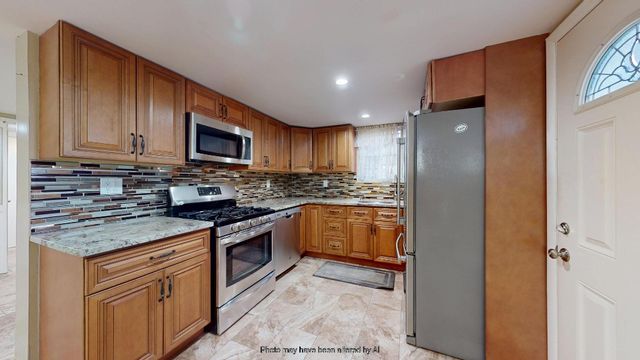 1213 Desmond Court, New York City, NY 11235