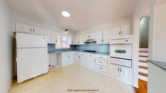 1213 Desmond Court, New York City, NY 11235