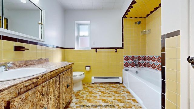 1213 Desmond Court, New York City, NY 11235