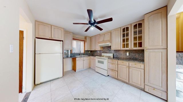 1213 Desmond Court, New York City, NY 11235