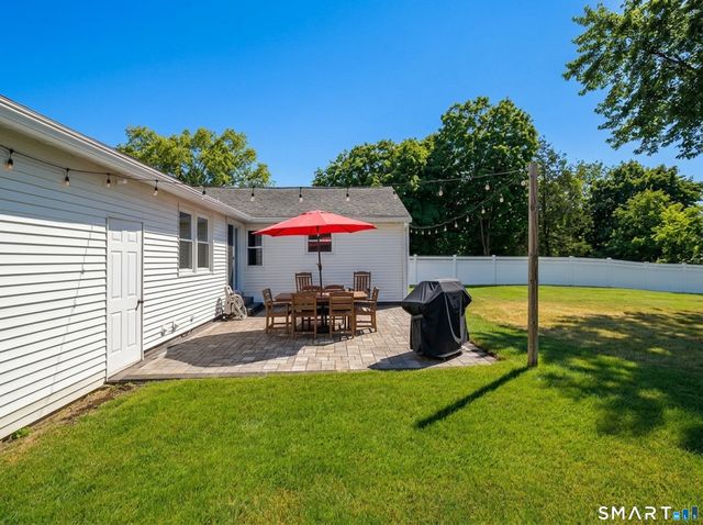 85 Knollwood Road, West Hartford, CT 06110