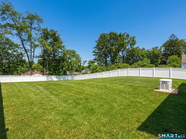 85 Knollwood Road, West Hartford, CT 06110