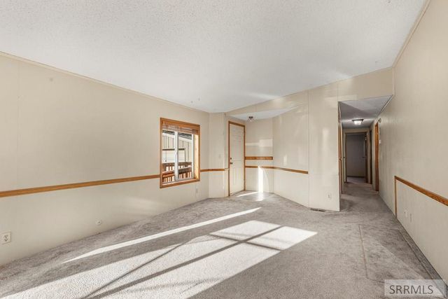 2143 N Whispering Pines Drive, Idaho Falls, ID 83401