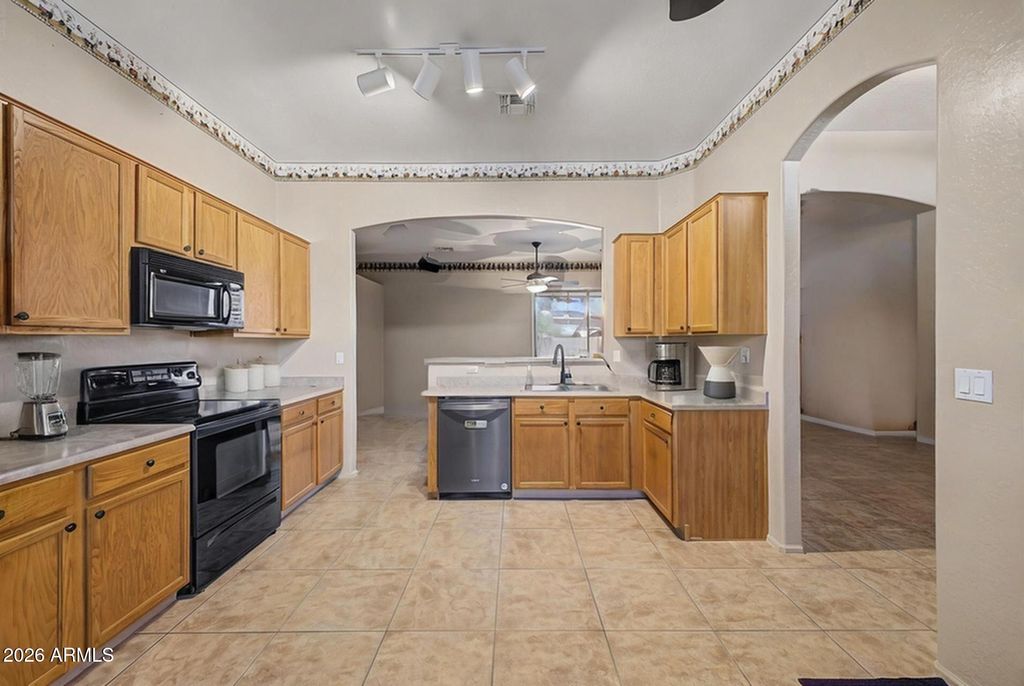 43202 W CHISHOLM Drive, Maricopa, AZ 85138 — photo 4