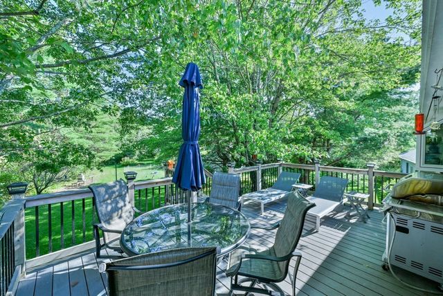 152 Federal Hill Rd, Oxford, MA 01540