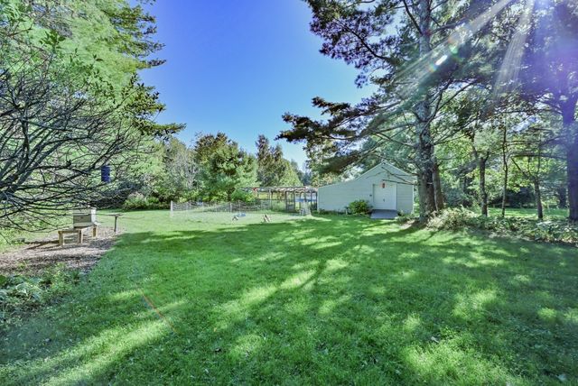 152 Federal Hill Rd, Oxford, MA 01540