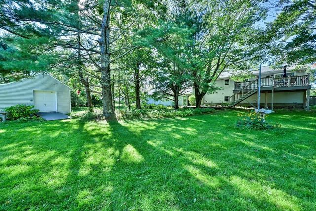 152 Federal Hill Rd, Oxford, MA 01540