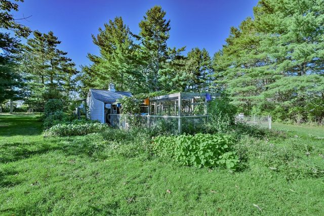 152 Federal Hill Rd, Oxford, MA 01540