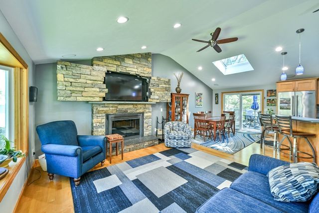 152 Federal Hill Rd, Oxford, MA 01540