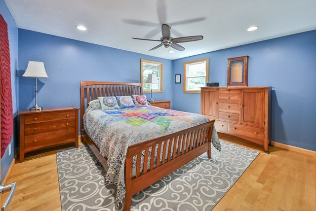 152 Federal Hill Rd, Oxford, MA 01540