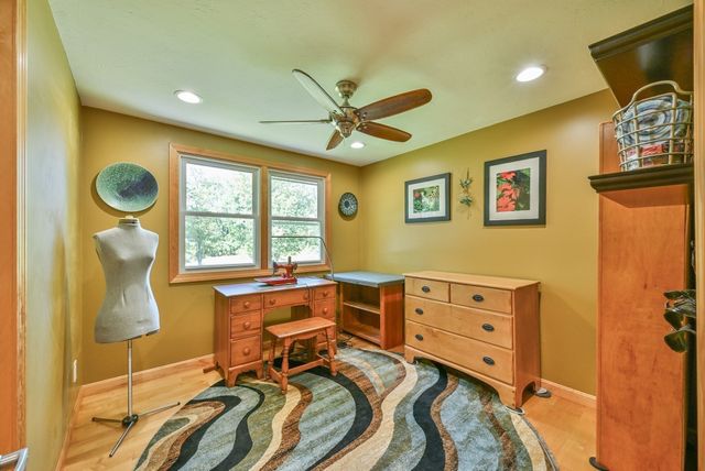 152 Federal Hill Rd, Oxford, MA 01540