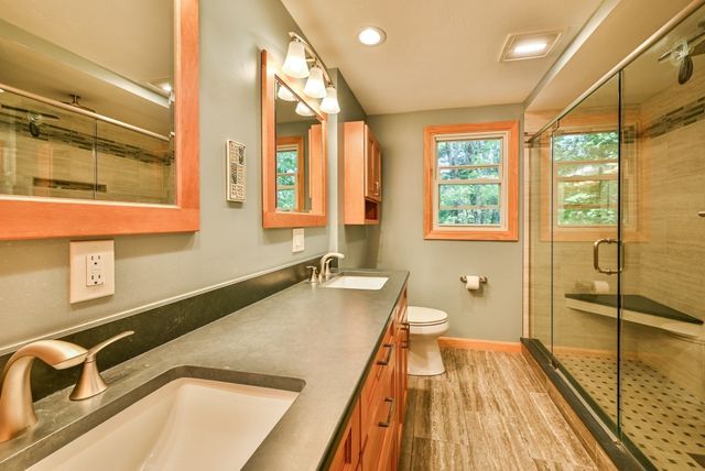 152 Federal Hill Rd, Oxford, MA 01540