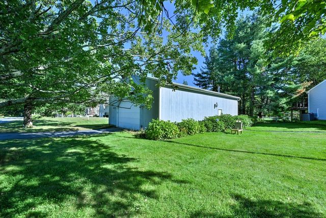 152 Federal Hill Rd, Oxford, MA 01540