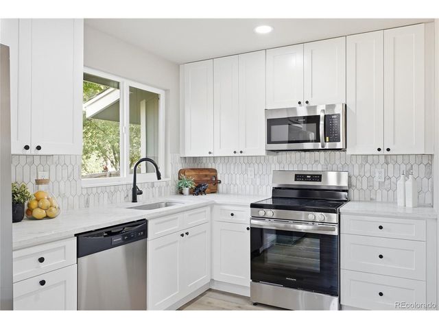13067 King Cir, Broomfield, CO 80020
