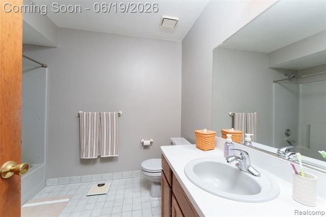7511 Welle Road, Brighton, MI 48116