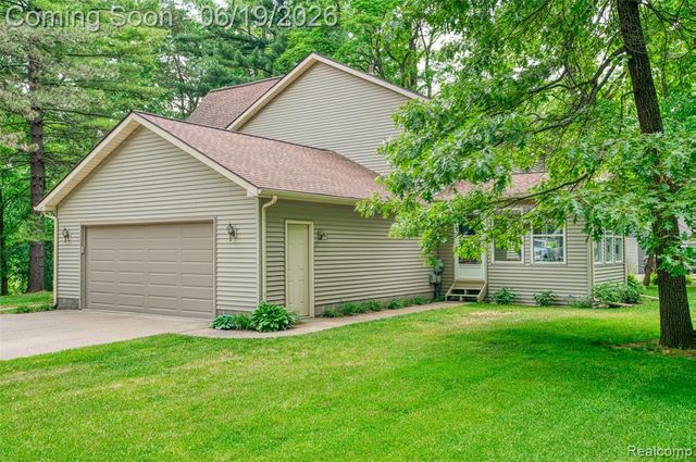 7511 Welle Road, Brighton, MI 48116
