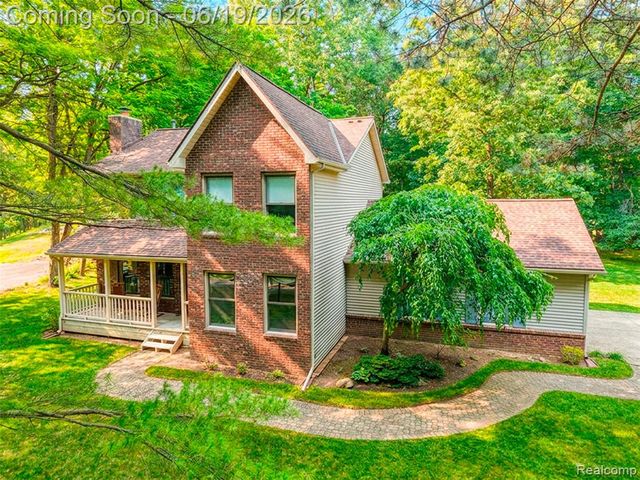 7511 Welle Road, Brighton, MI 48116