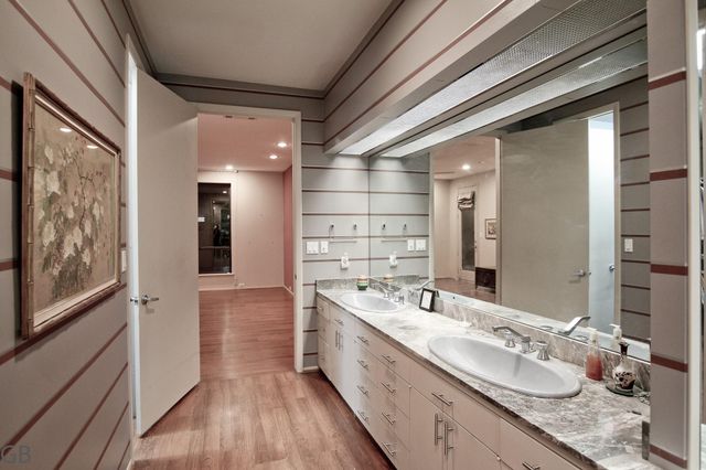 1234 Sugar Creek Boulevard, Sugar Land, TX 77478