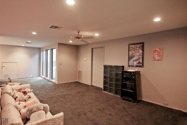 1234 Sugar Creek Boulevard, Sugar Land, TX 77478