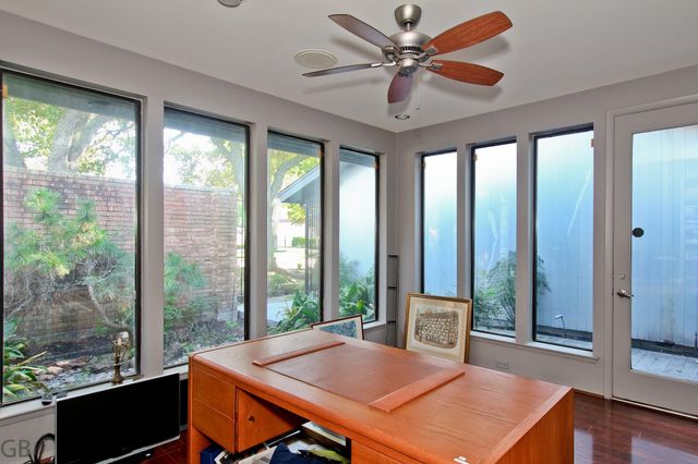 1234 Sugar Creek Boulevard, Sugar Land, TX 77478