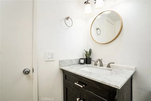 12 Latitude Court, Newport Beach, CA 92663