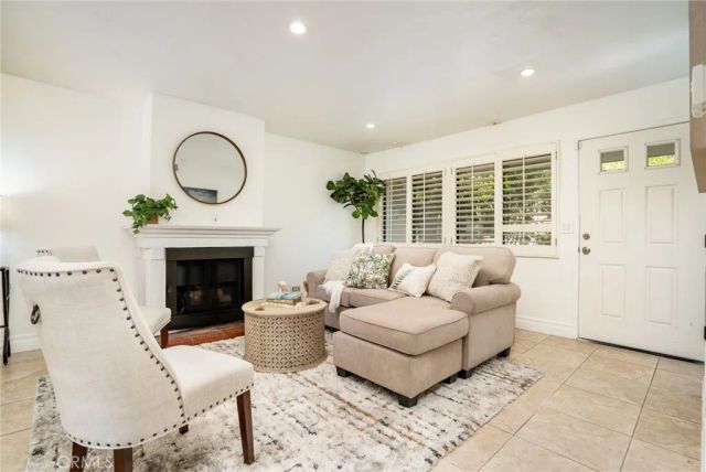 12 Latitude Court, Newport Beach, CA 92663