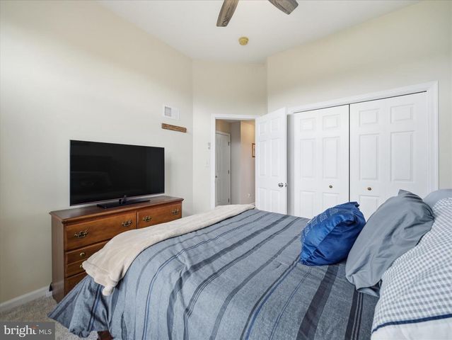 570 STARR AVE, Chambersburg, PA 17202