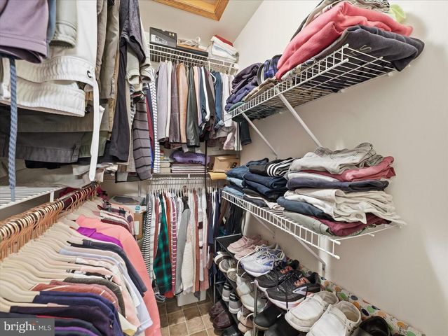 570 STARR AVE, Chambersburg, PA 17202