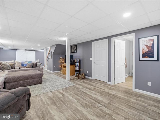 570 STARR AVE, Chambersburg, PA 17202