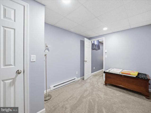 570 STARR AVE, Chambersburg, PA 17202