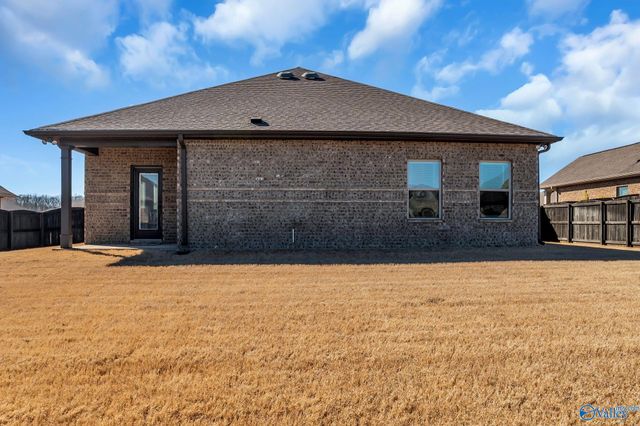 17232 Calcite Drive, Athens, AL 35613