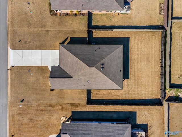 17232 Calcite Drive, Athens, AL 35613