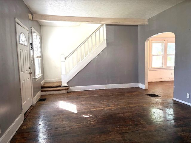 9 Rosebud Avenue, Erlanger, KY 41018
