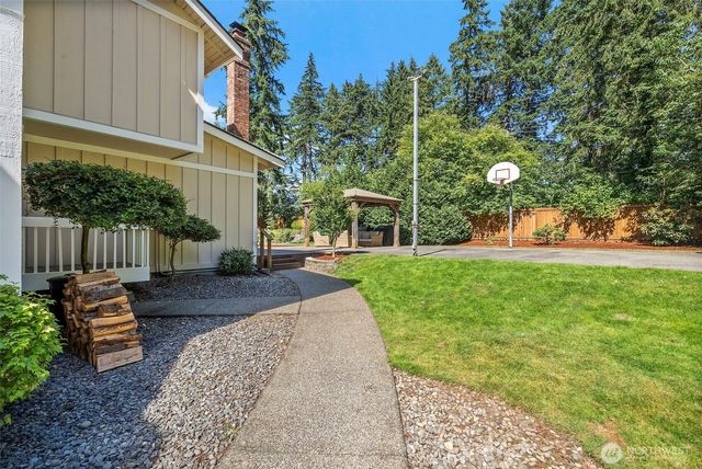 11401 Madera Circle SW, Lakewood, WA 98499