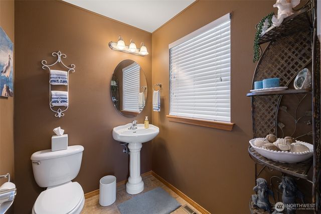1108 Eckard Avenue, Port Angeles, WA 98362