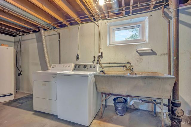 818 Heavenly Lane, Delhi Twp, OH 45238