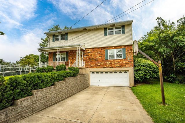818 Heavenly Lane, Delhi Twp, OH 45238