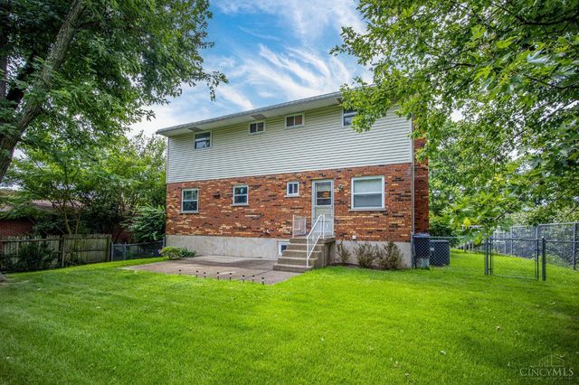 818 Heavenly Lane, Delhi Twp, OH 45238