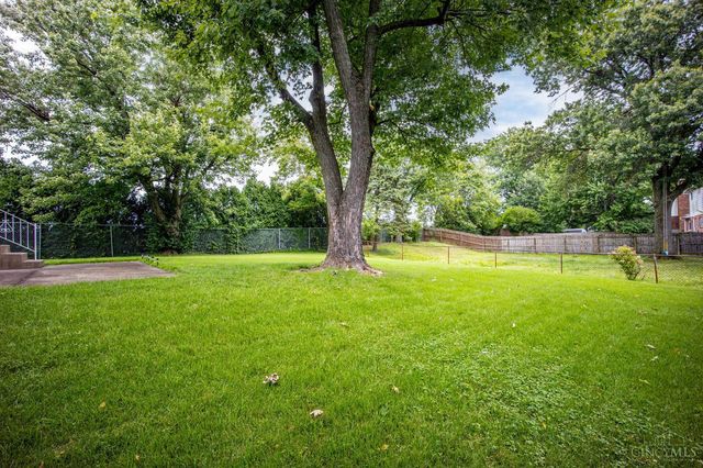 818 Heavenly Lane, Delhi Twp, OH 45238