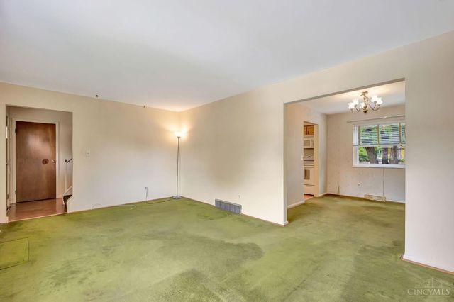 818 Heavenly Lane, Delhi Twp, OH 45238