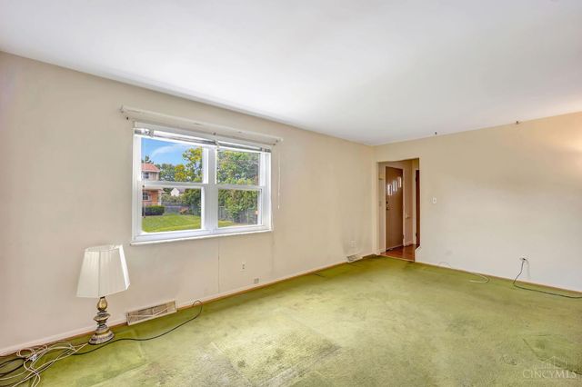 818 Heavenly Lane, Delhi Twp, OH 45238