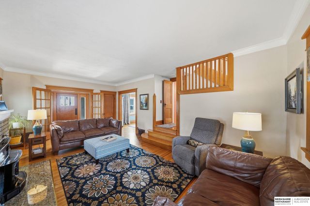 2142 Lake Street, Lincoln, NE 68502